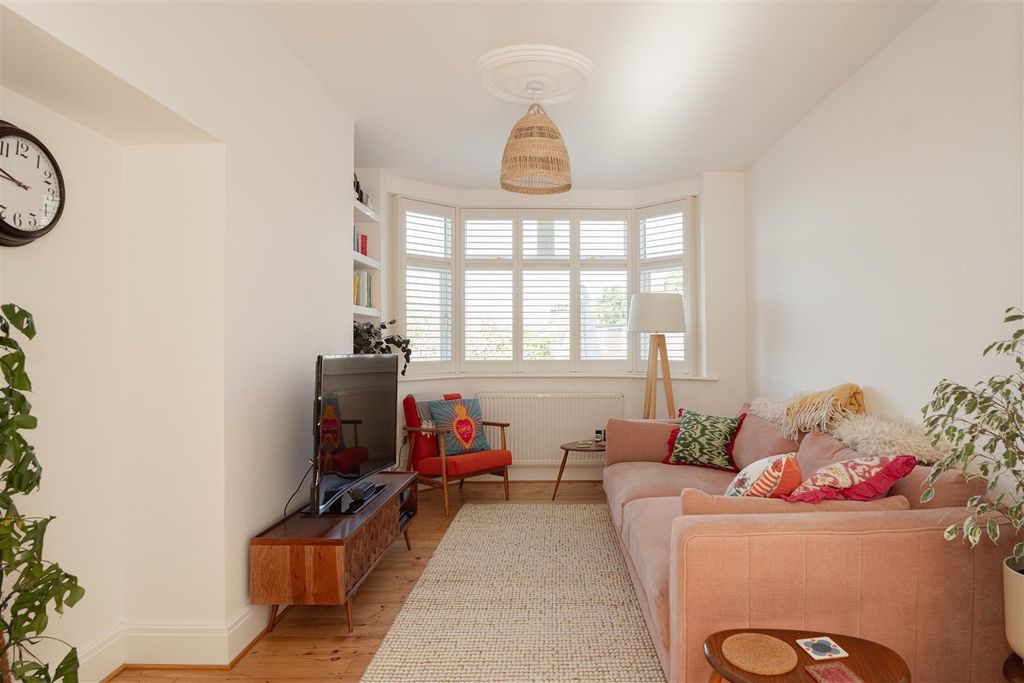 Property photo 2 of 18 10.Jpg