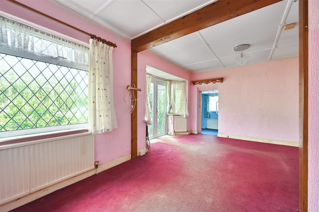 Property photo 3 of 20 Glyne Drive - Tn402Pw - Photos (4).Jpg