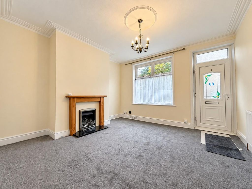 Property photo 3 of 15 Living Room