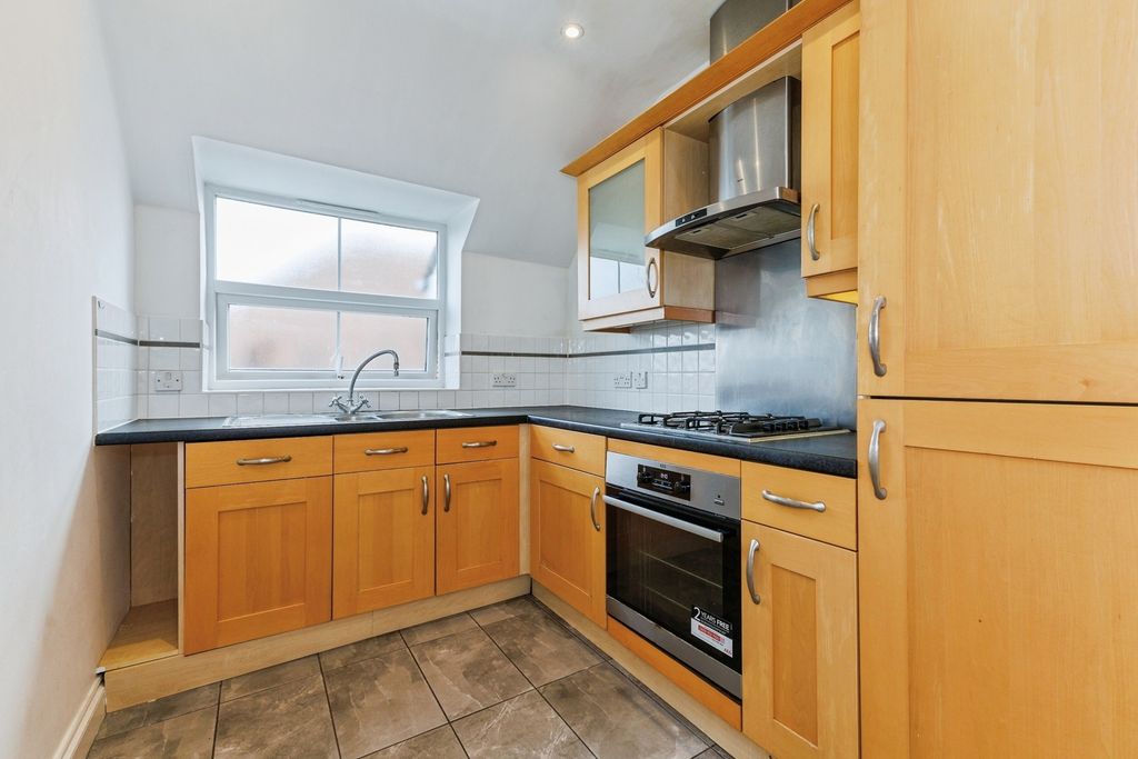 Property photo 3 of 17 Pbox-Img.Jpg