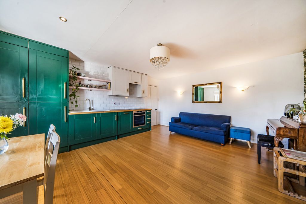 Property photo 3 of 20 1420998-9-69Bc238...