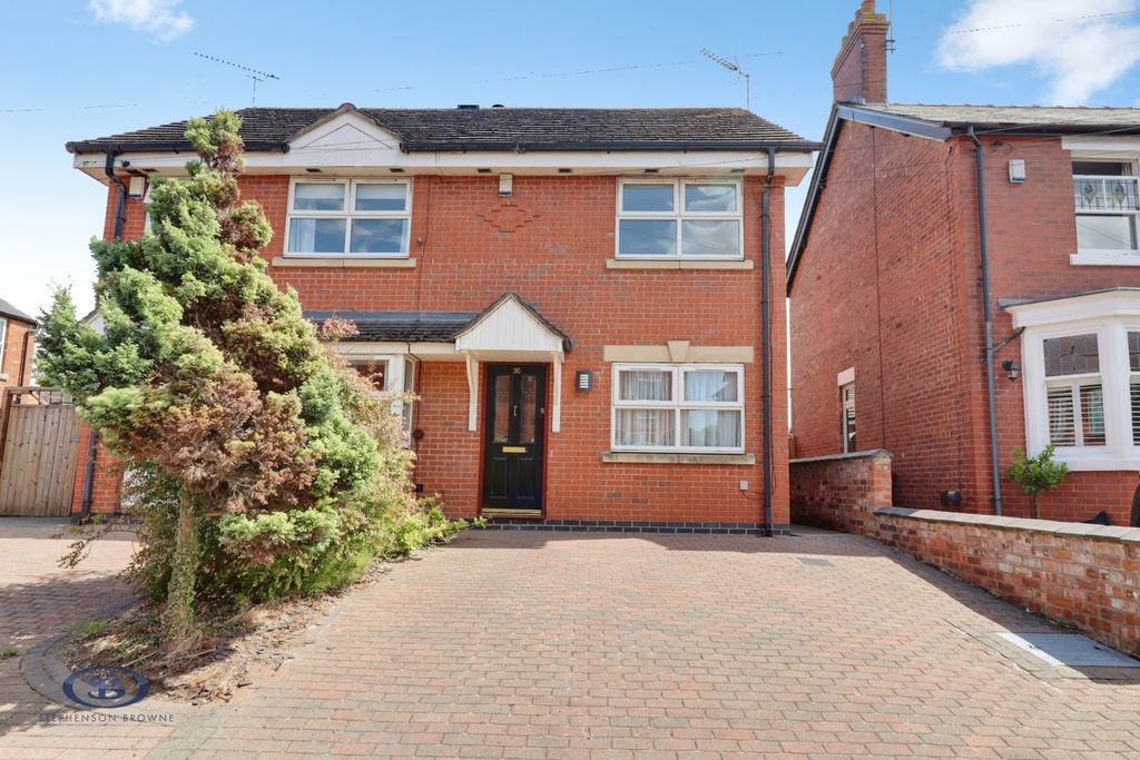Property photo 1 of 17 Pbox-Img.Jpg