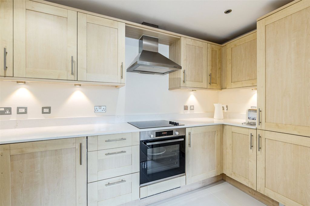 Property photo 3 of 13 Picture No. 06