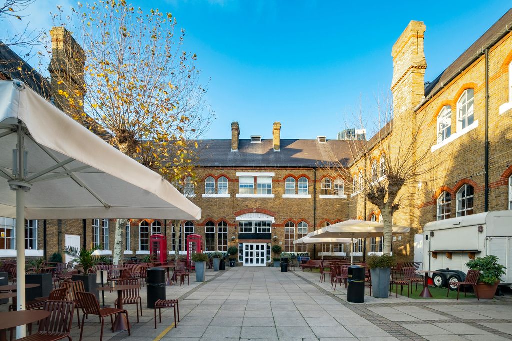 Property photo 2 of 9 Rou_005 Edit.Jpg