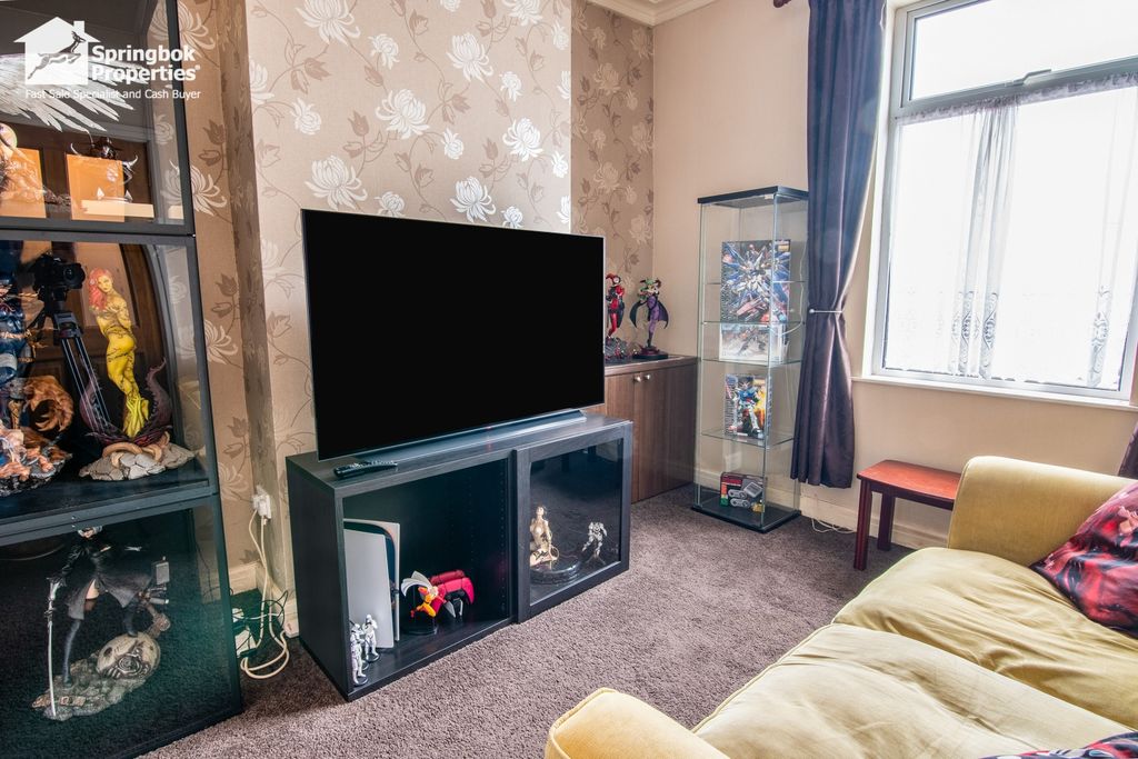 Property photo 2 of 14 Image 1