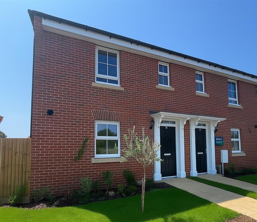 Property photo 1 of 10 Fig Tree Front New.Png