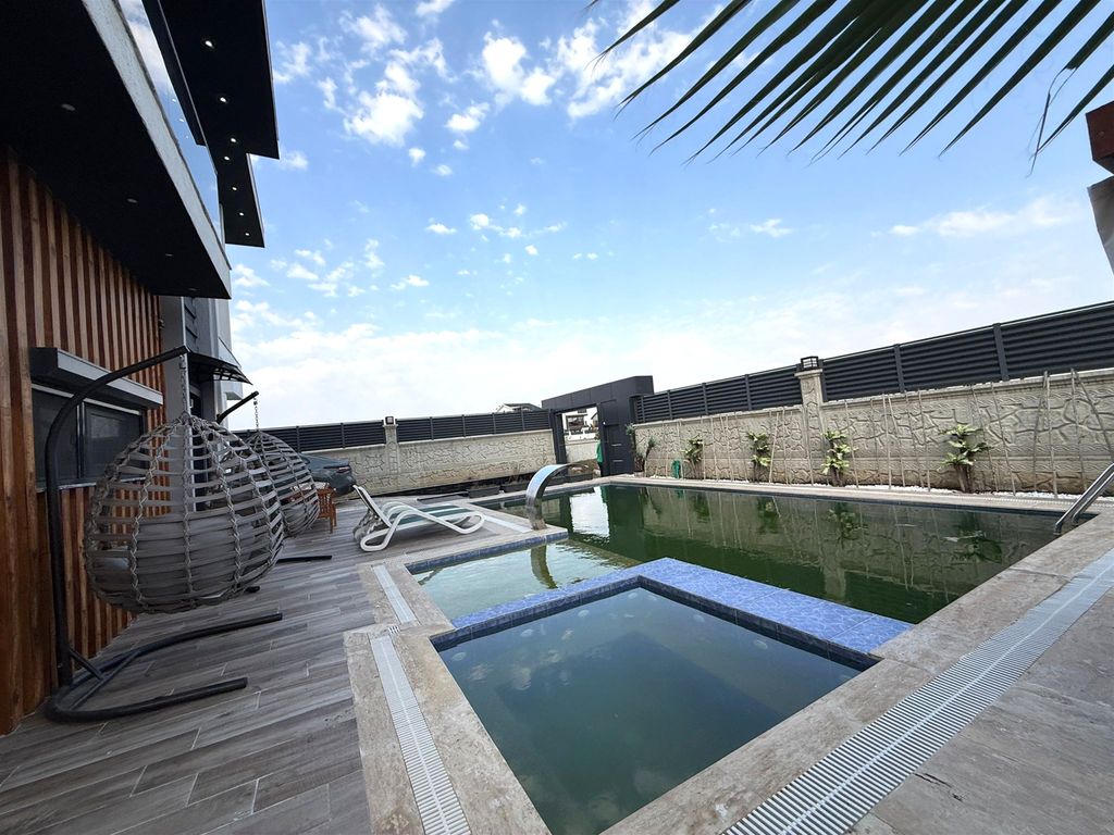 Property photo 1 of 25 Blissful 4-Bedroom Villa For Sale In Belek With A Private Exterior &amp; Pool - Villa With Private Pool