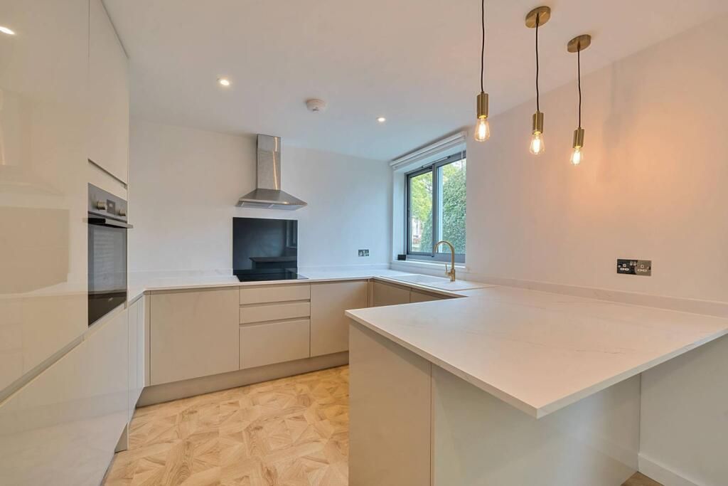 Property photo 2 of 3