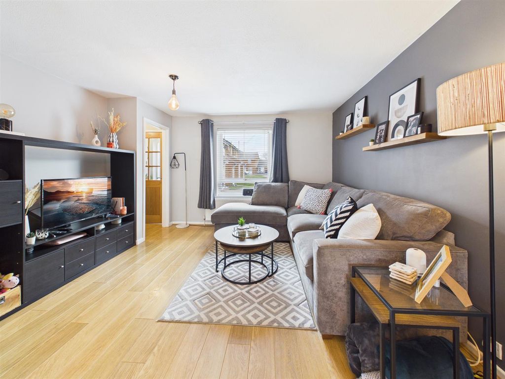 Property photo 3 of 11 Cam05510G0-Pr0193-Still007.Jpg