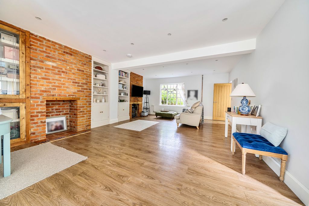 Property photo 3 of 25 1510008 (9)