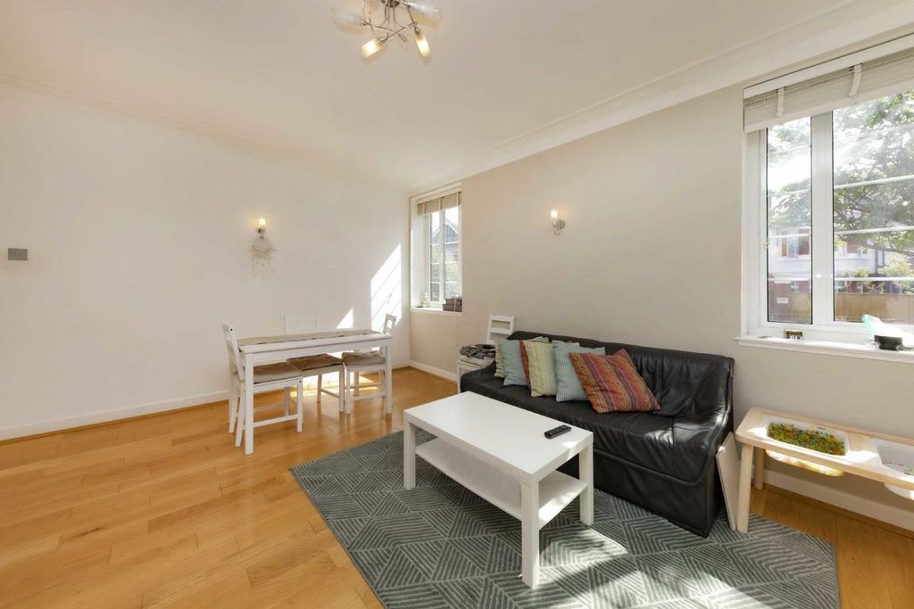 Property photo 3 of 7