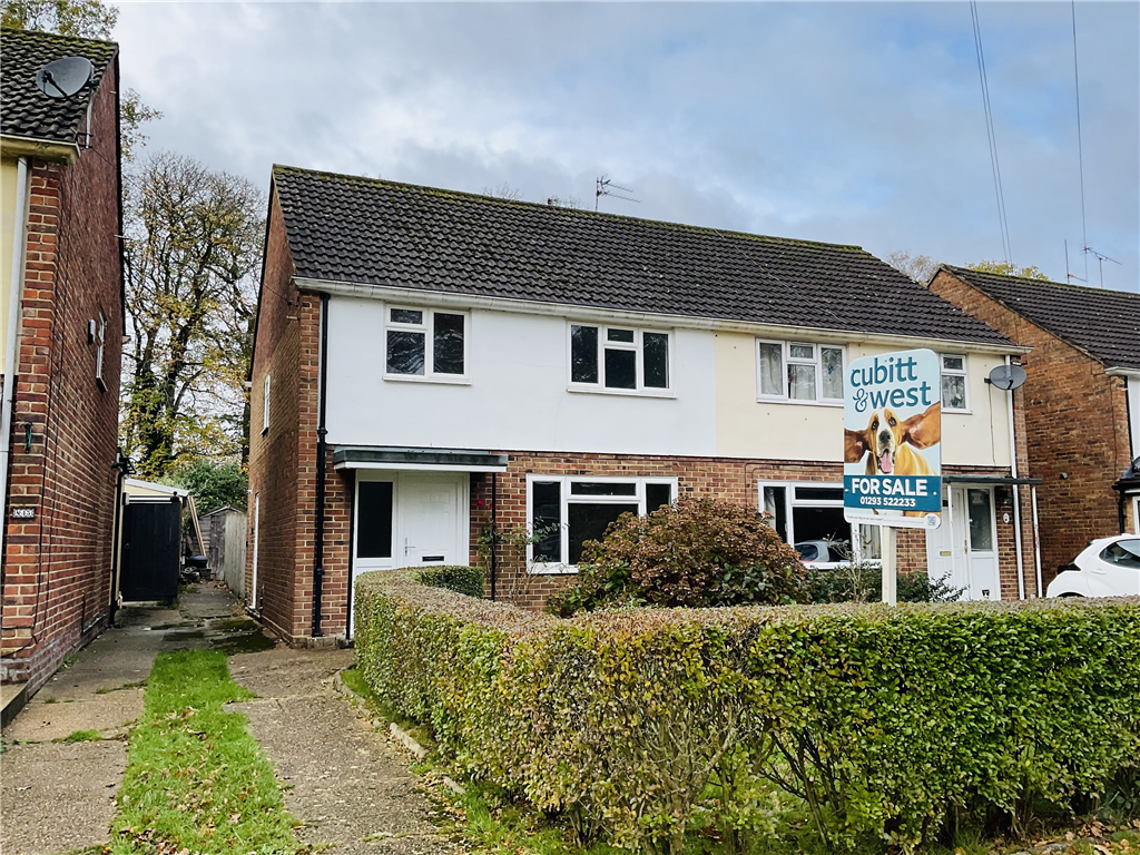 Property photo 3 of 12 External Web