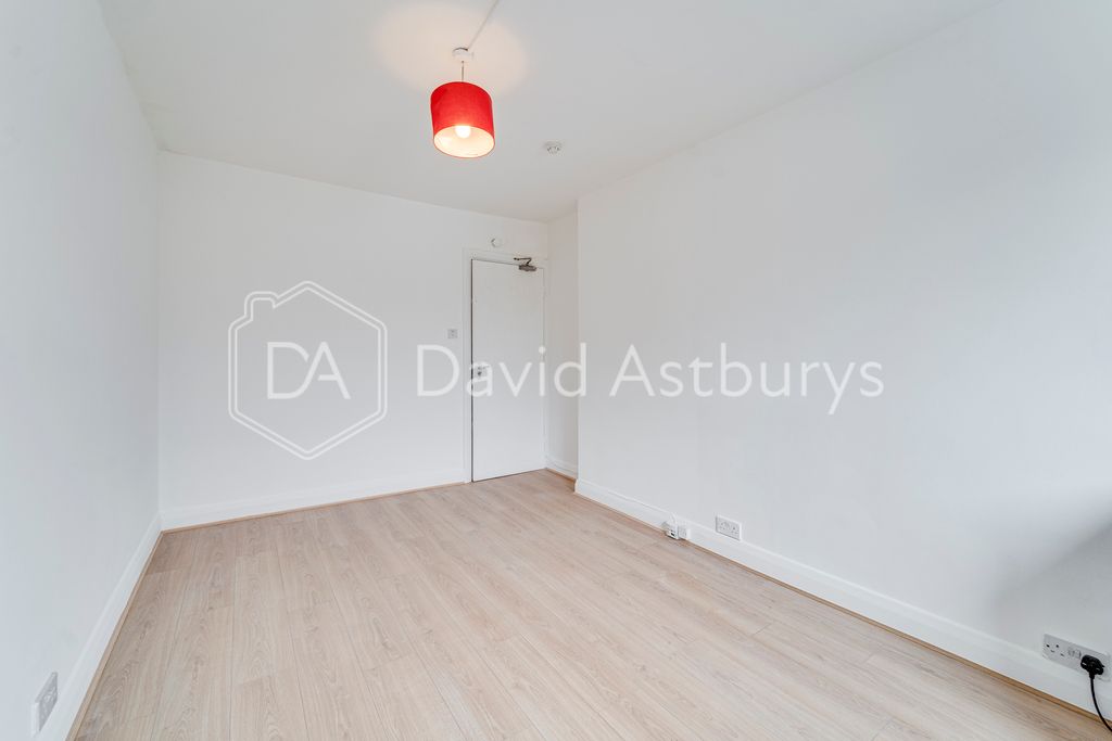 Property photo 3 of 11 Ndb02200_Enfused