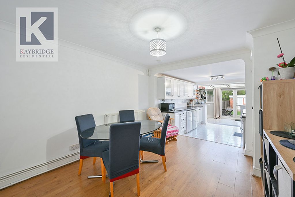 Property photo 3 of 13