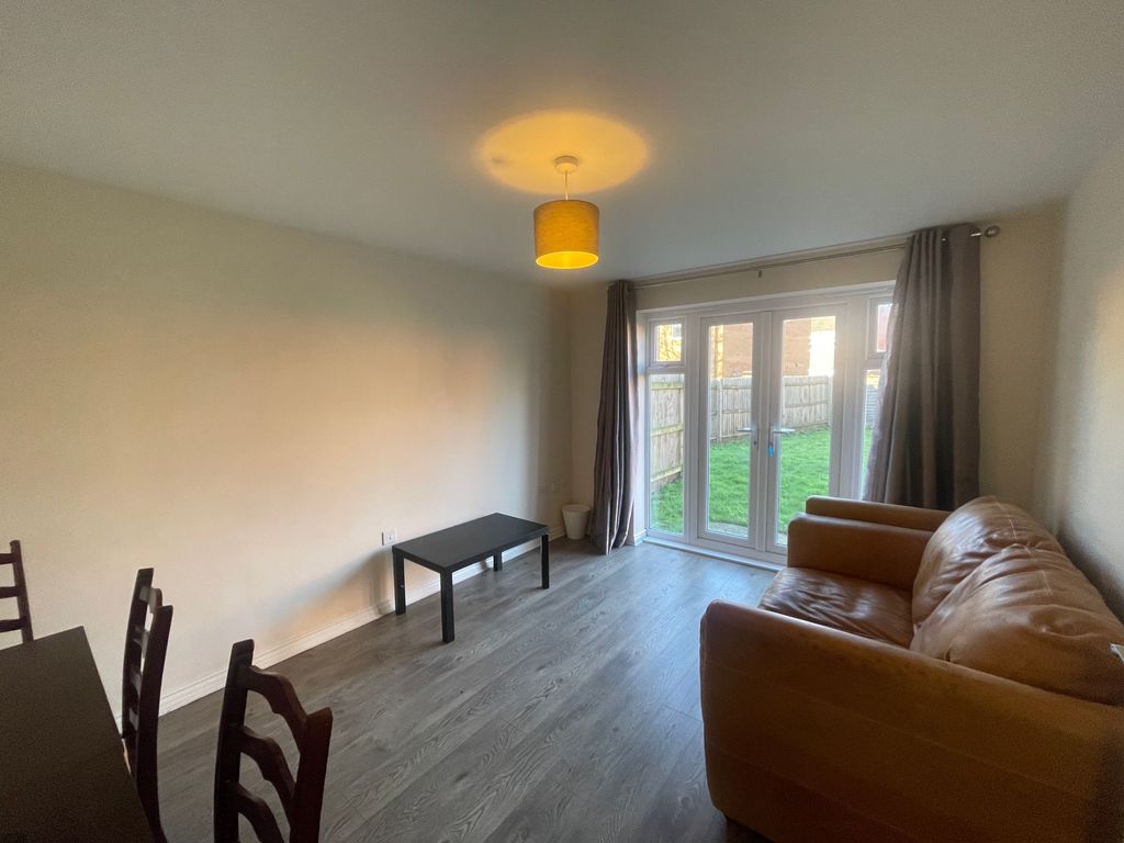 Property photo 3 of 13 Image