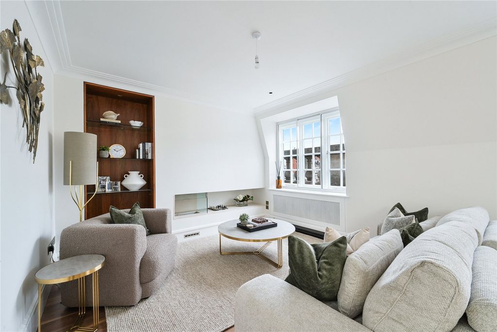 Property photo 3 of 22 Picture No. 18