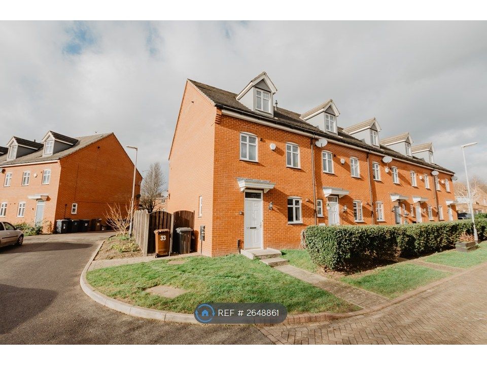 Property photo 2 of 23