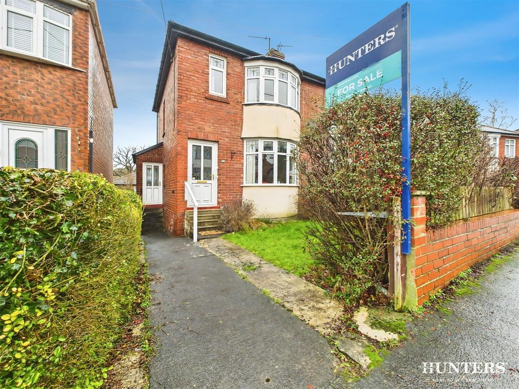 Property photo 1 of 16 E0435156-Cam05287G0-Pr0154-Still015.Jpg