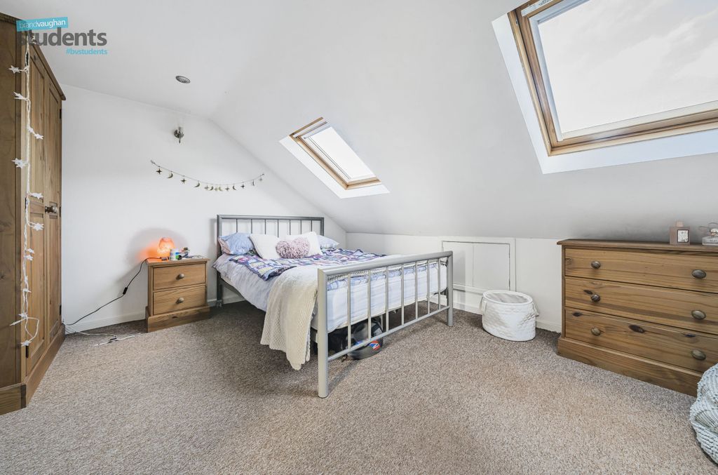 Property photo 3 of 12 E43Db92A-3B4B-433...