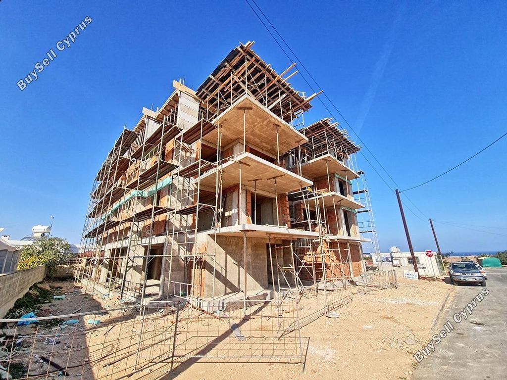 Property photo 2 of 6