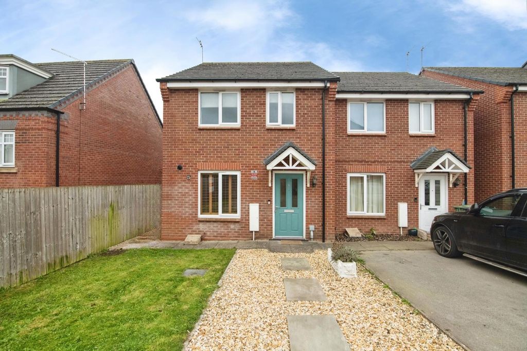 Property photo 1 of 18 Pbox-Img.Jpg