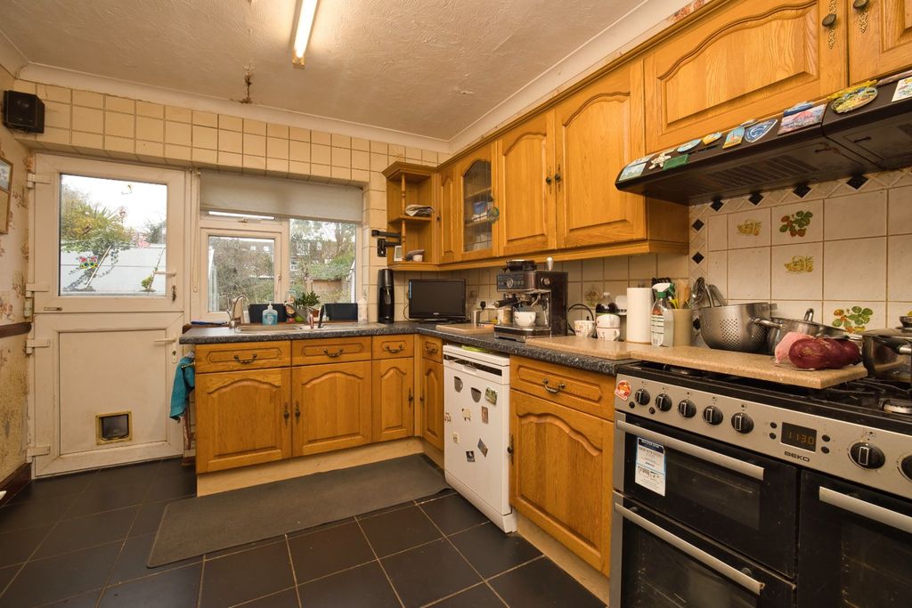 Property photo 2 of 17 Picture 2