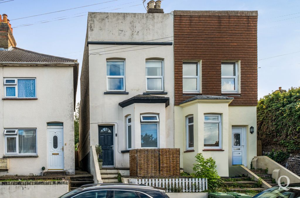 Property photo 1 of 23 0d2F9Ffd-6c94-479...