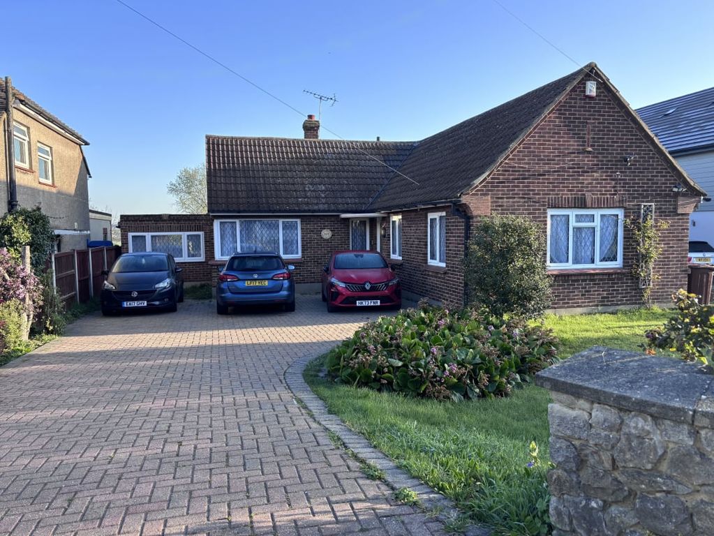 Property photo 3 of 27