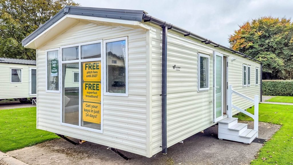 Property photo 1 of 19 Untitled 2