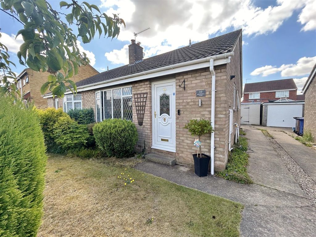 Property photo 1 of 12 Front External