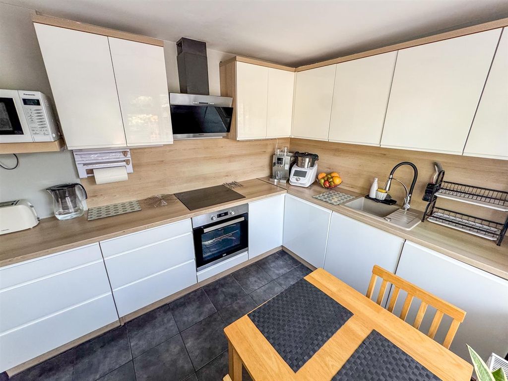 Property photo 2 of 23 Img_5777.Jpg