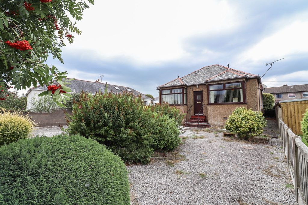 Property photo 3 of 24