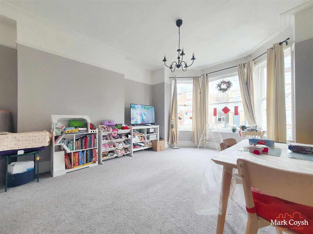 Property photo 2 of 10 B1.Jpg