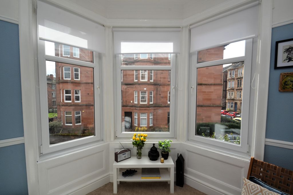 Property photo 3 of 14 4936825