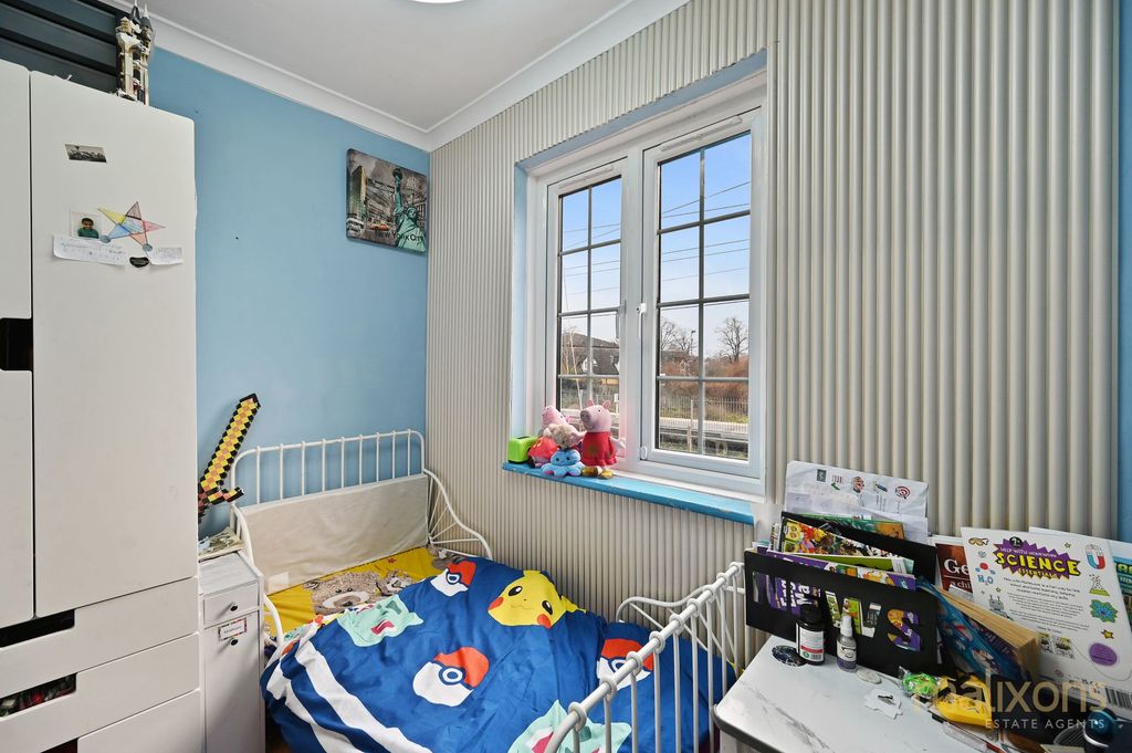 Additional image 8 of 3 bed maisonette for saleRialto Road, Mitcham CR4