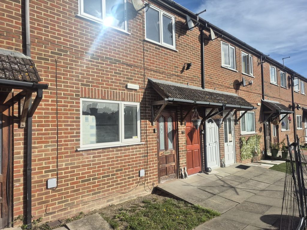 Property photo 1 of 6