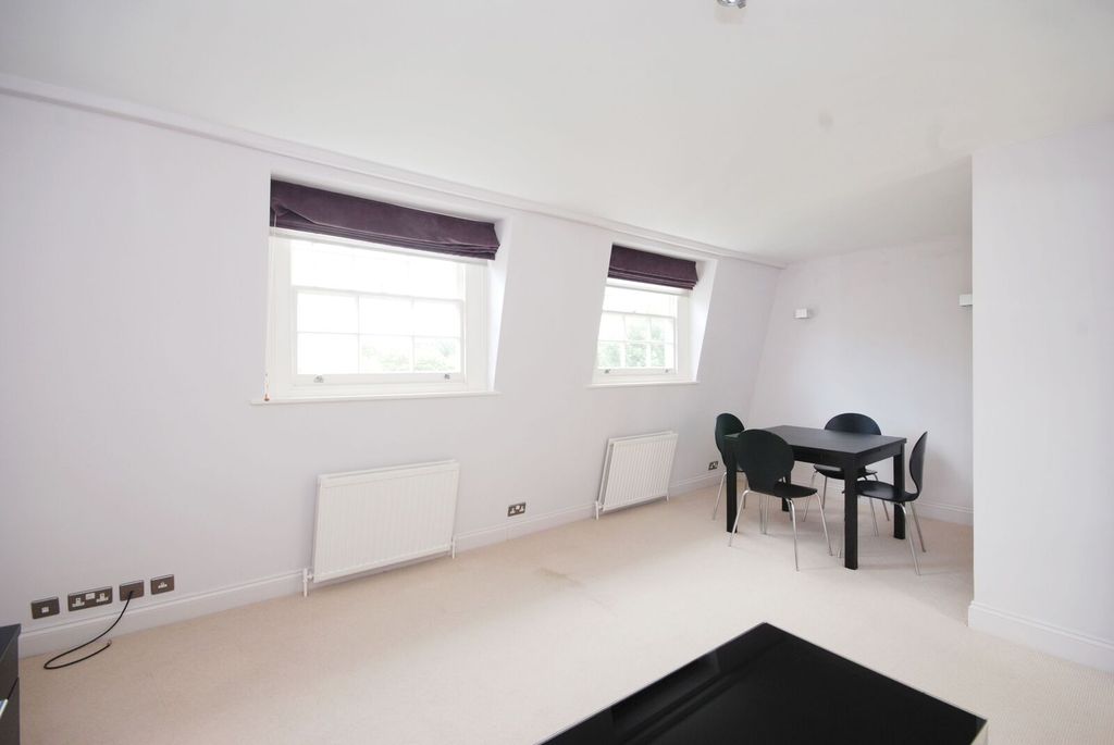 Property photo 3 of 5