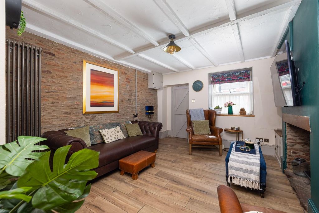 Property photo 3 of 39 014A2309-2.Jpg