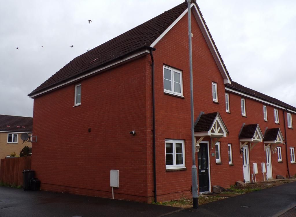 Property photo 2 of 12