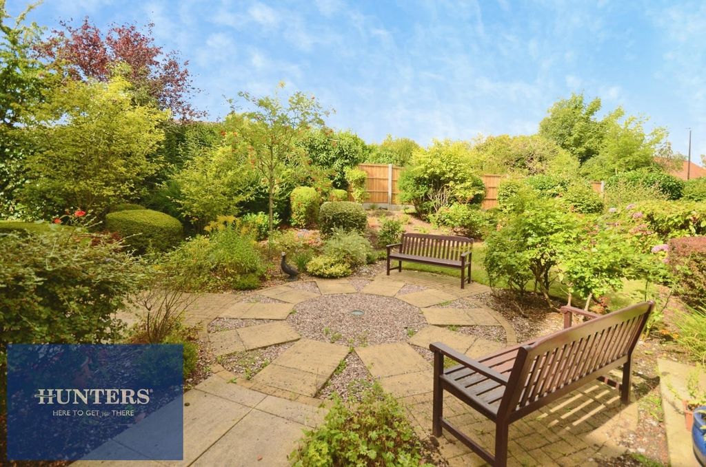 Property photo 1 of 20 Gardens 03.Jpg