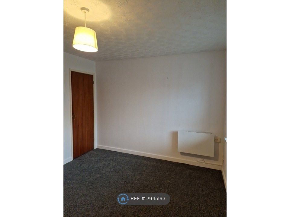 Property photo 3 of 15 Bedroom