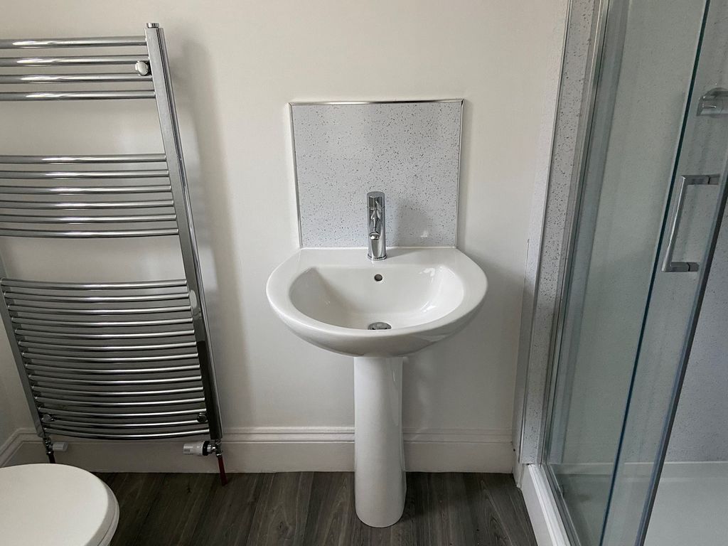 Property photo 3 of 5 Not Specified