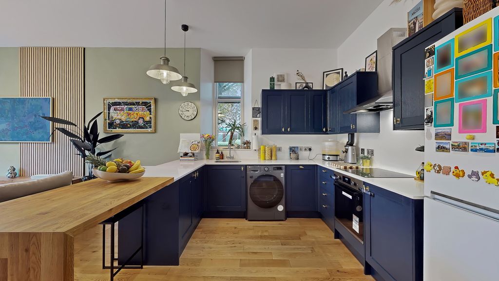Additional image 7 of 2 bed flat for saleMain Door, Kelvinside Gardens, North Kelvinside G20