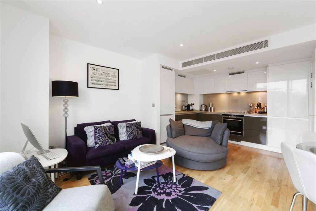 Property photo 1 of 17 Picture No. 19