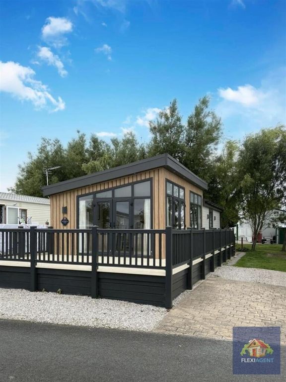 Property photo 1 of 9 4366390