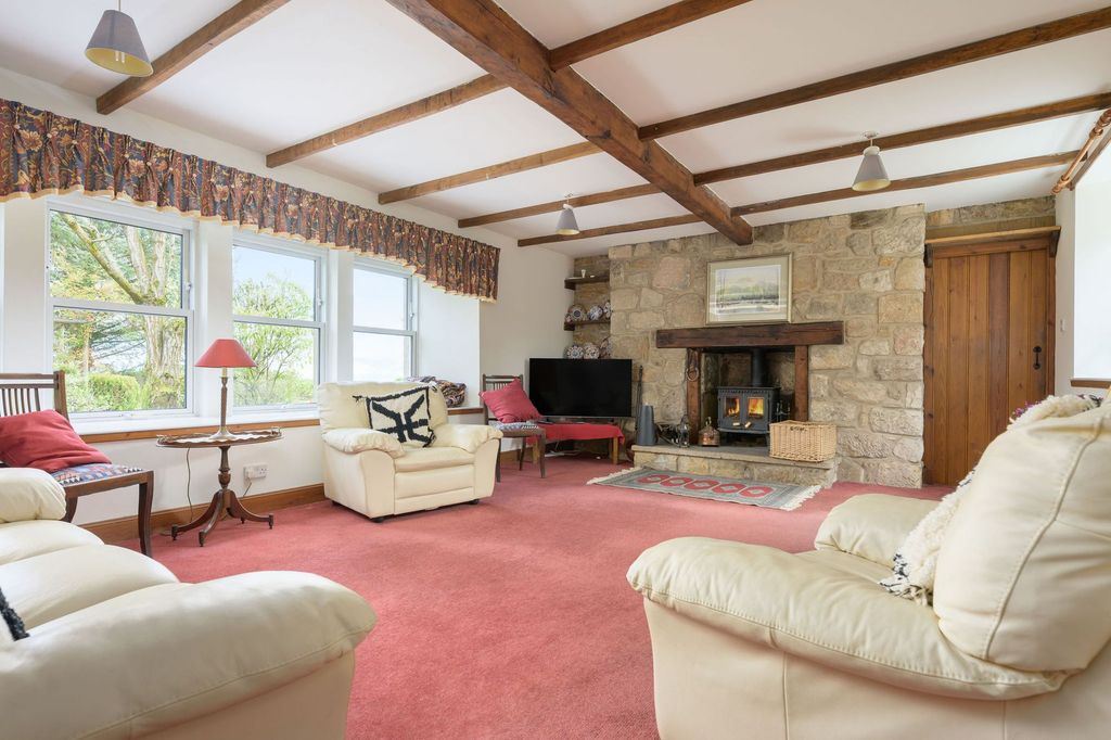 Property photo 3 of 47