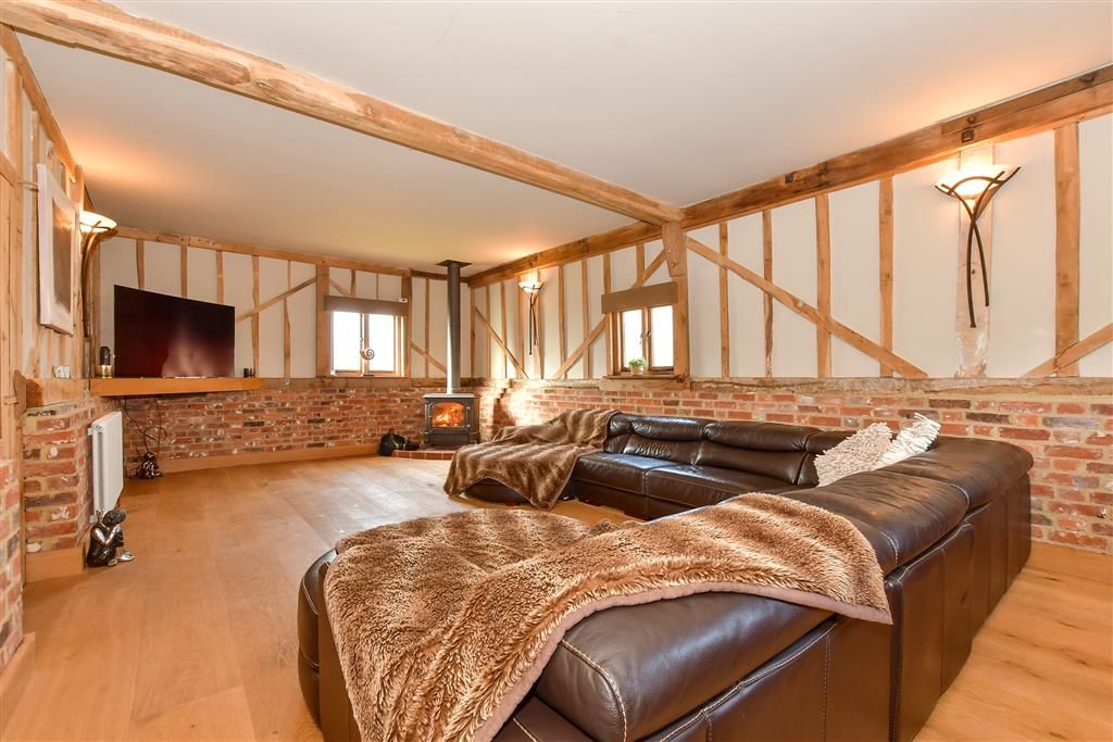 Property photo 1 of 14 Sitting Room