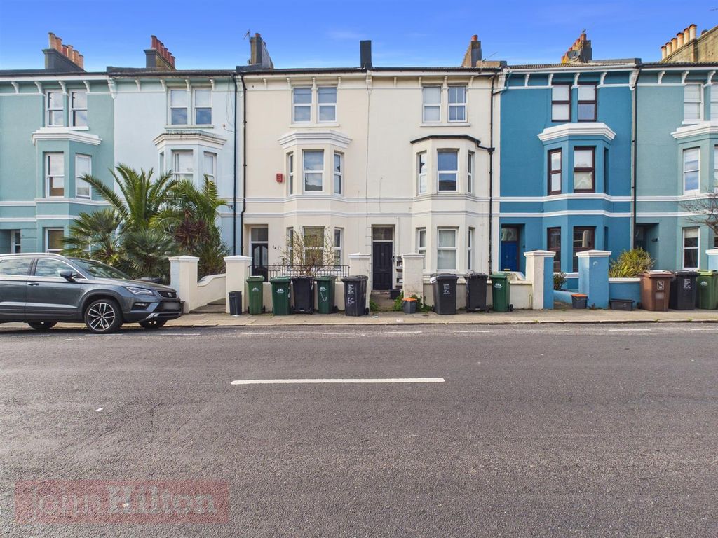 Property photo 1 of 17 Cam02534G0-Pr0667-Still001.Jpg