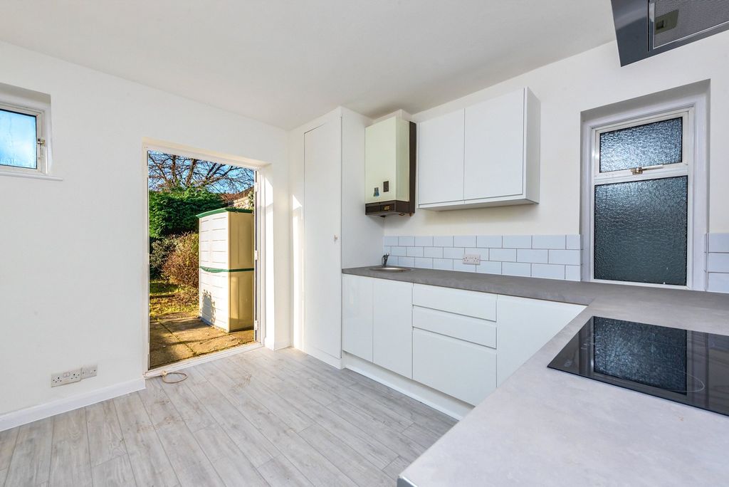 Property photo 2 of 11 Picture No. 02