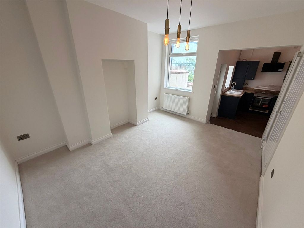 Property photo 3 of 15 Picture No. 22